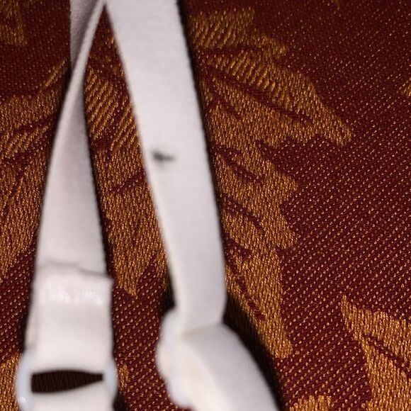 Maidenform push-up bra with plunging neck line, white lace, 34C - Picture 8 of 9